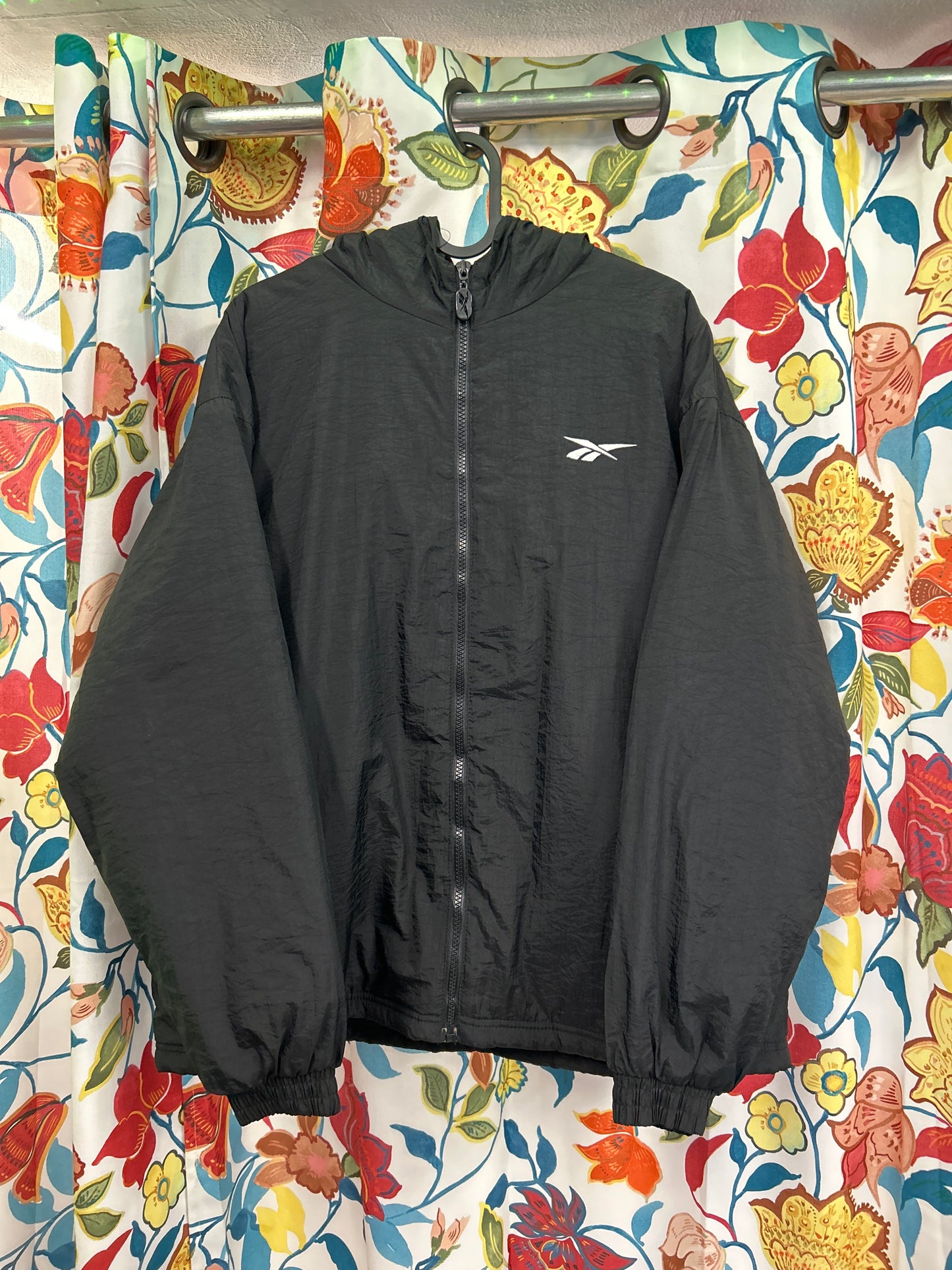 Reebok retro black and white heavy jacket windbreaker