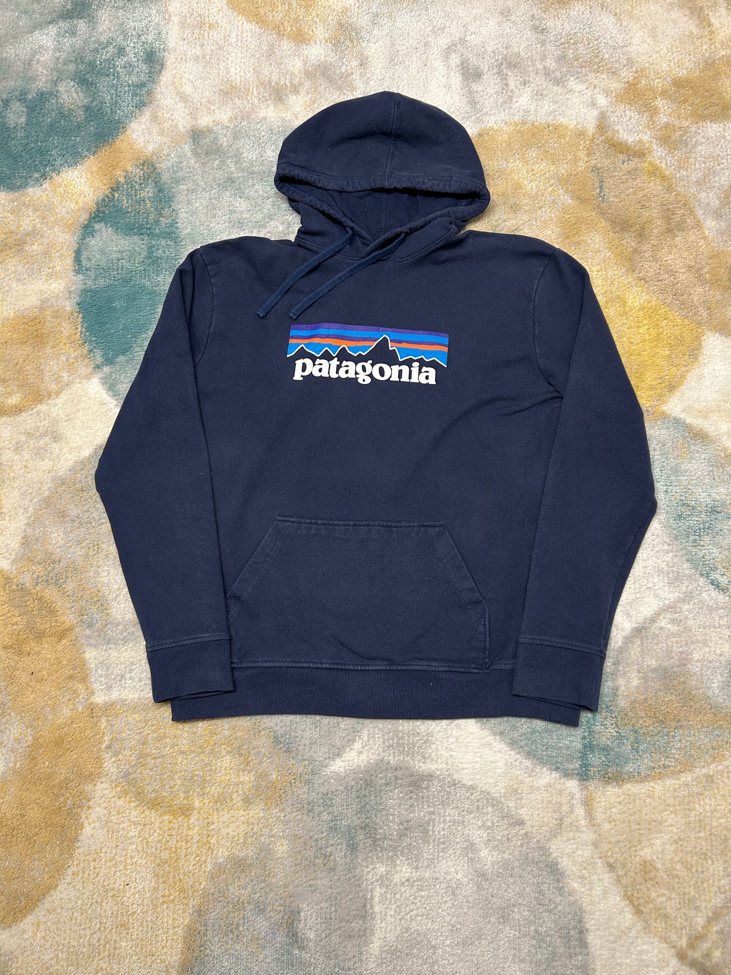 Patagonia midnight blue hoodie