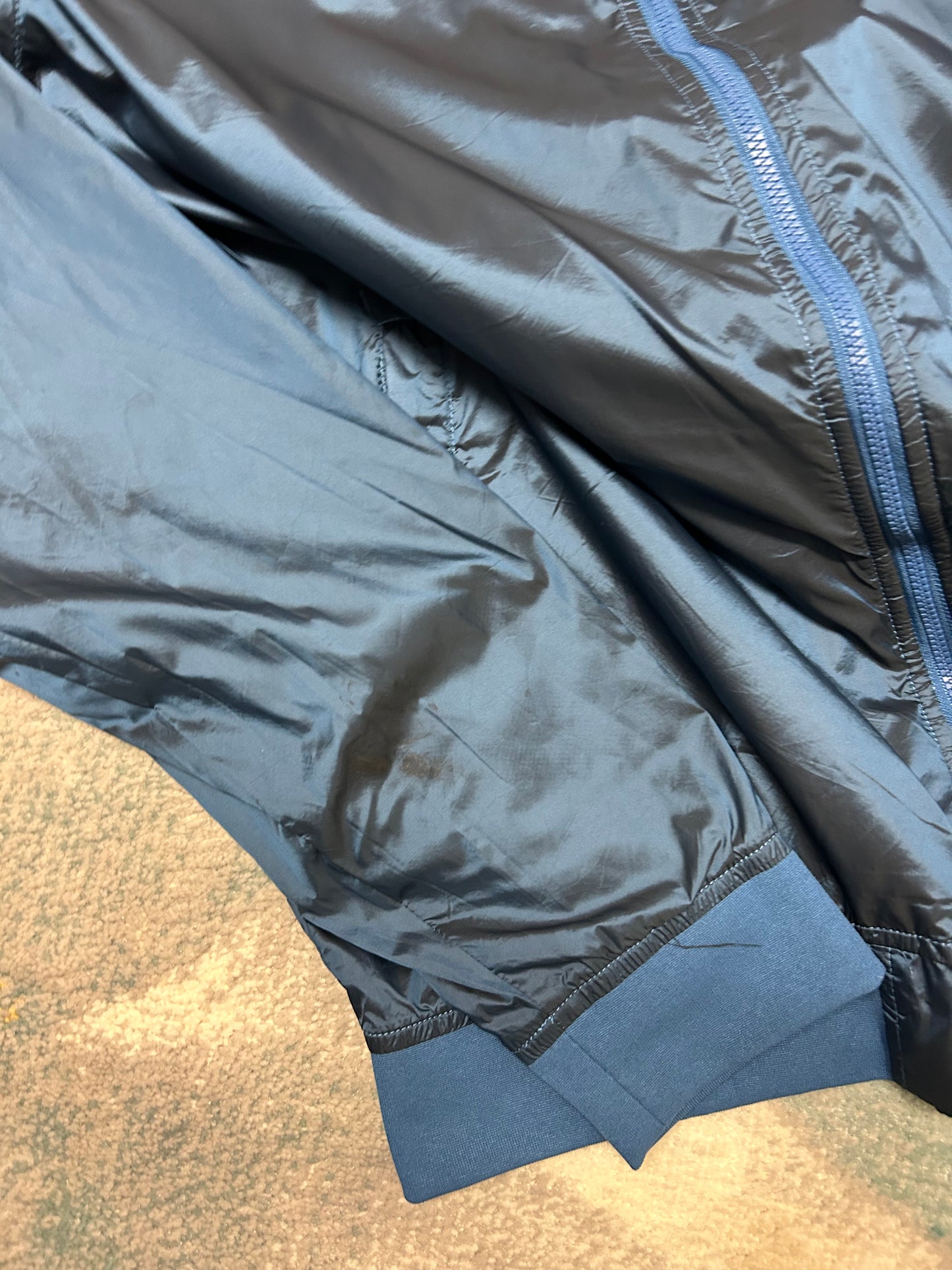 TheNorthFace electric blue windbreaker/light jacket