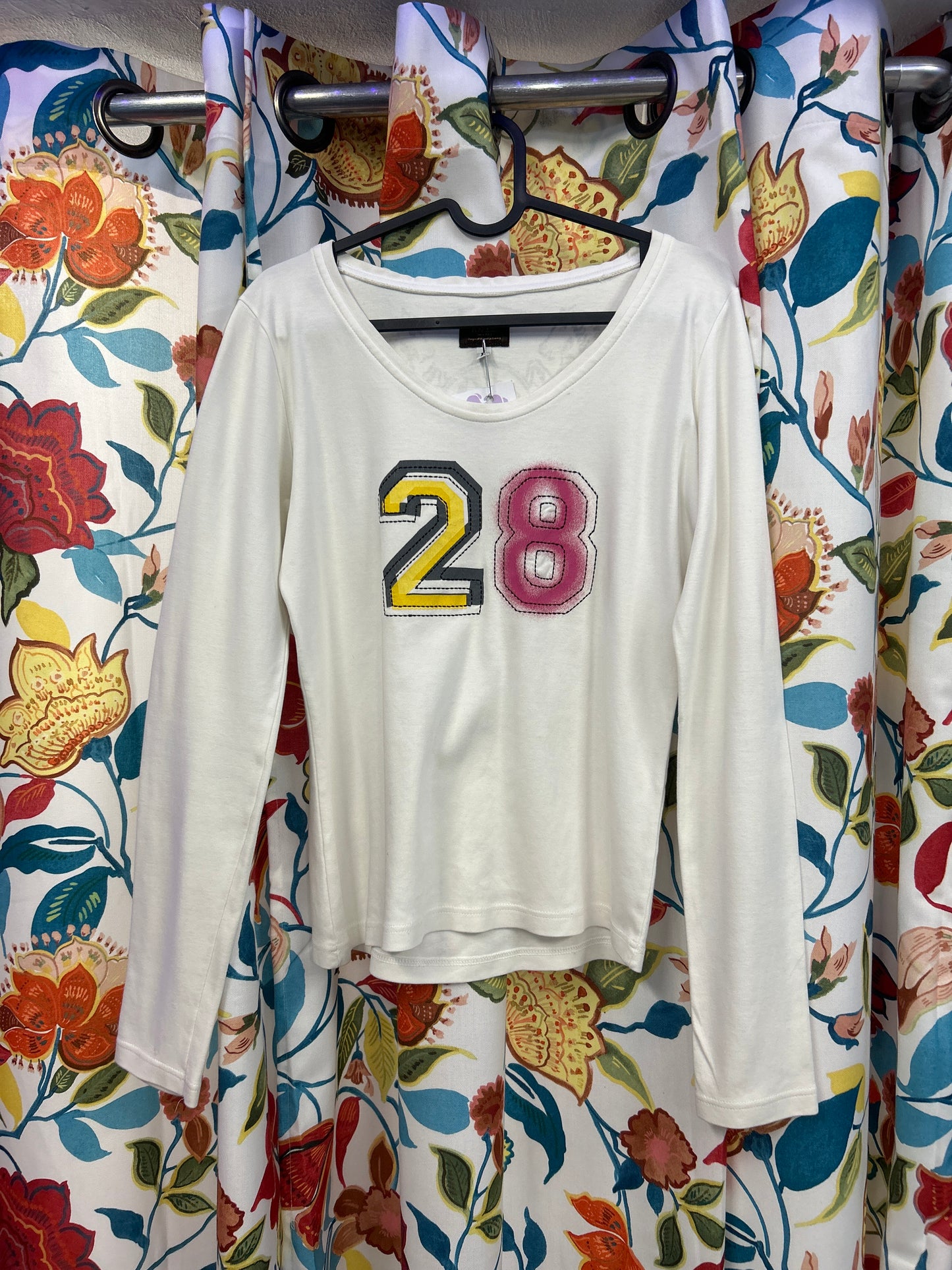 Y2k rifle white '28' cotton long sleeve