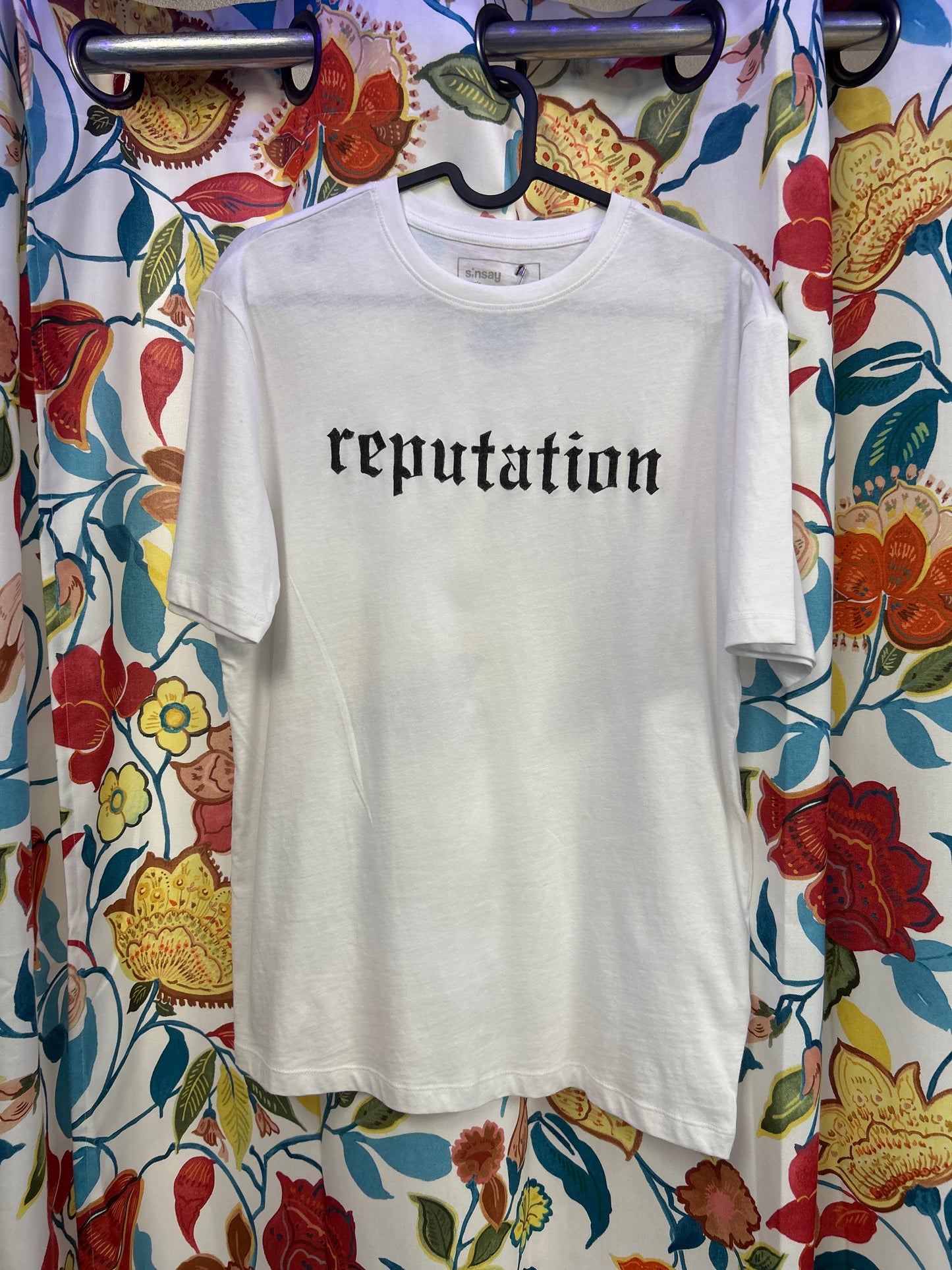 Taylor Swift 'Reputation' Album Logo Handpainted Cotton Tshirt