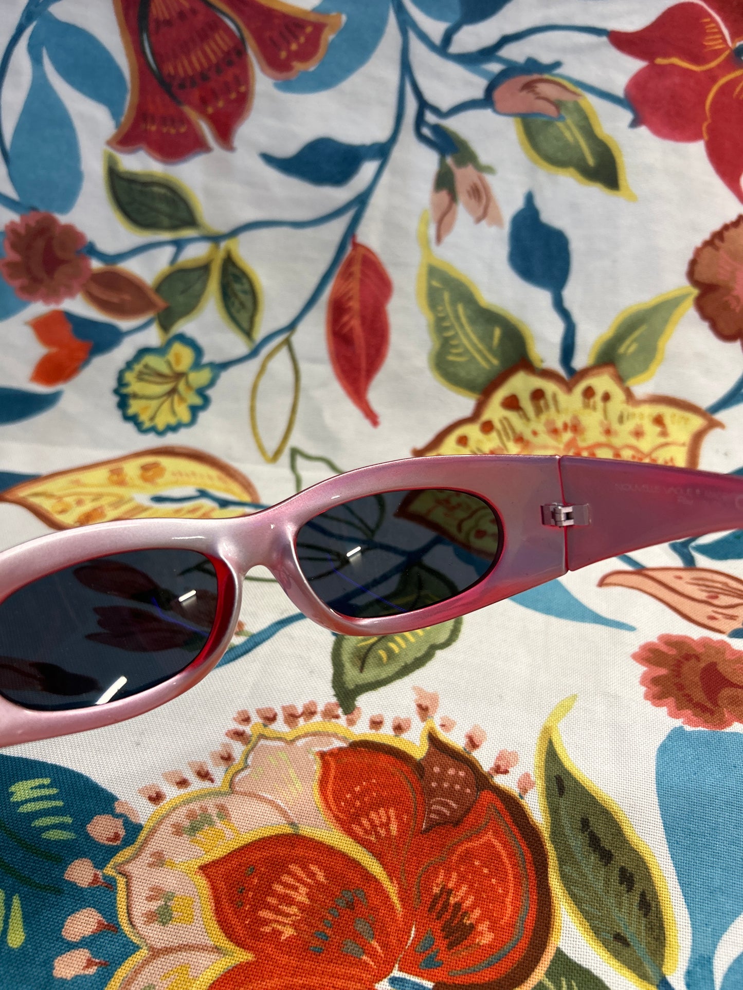 Red sunglasses