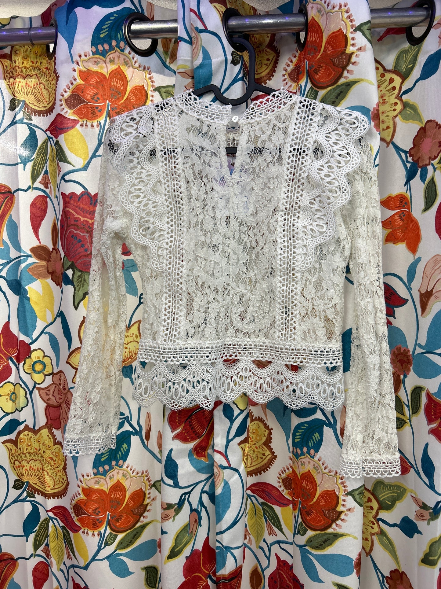 Y2k white lace top