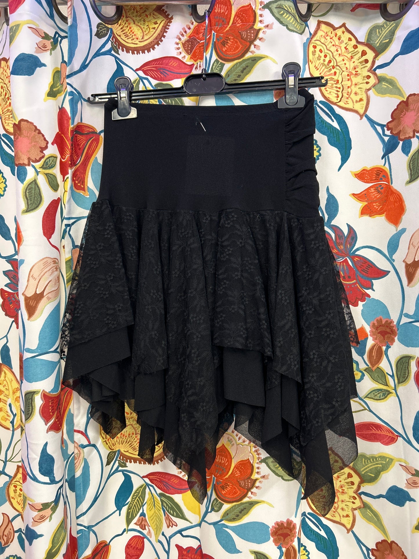 Y2k black asymmetrical skirt