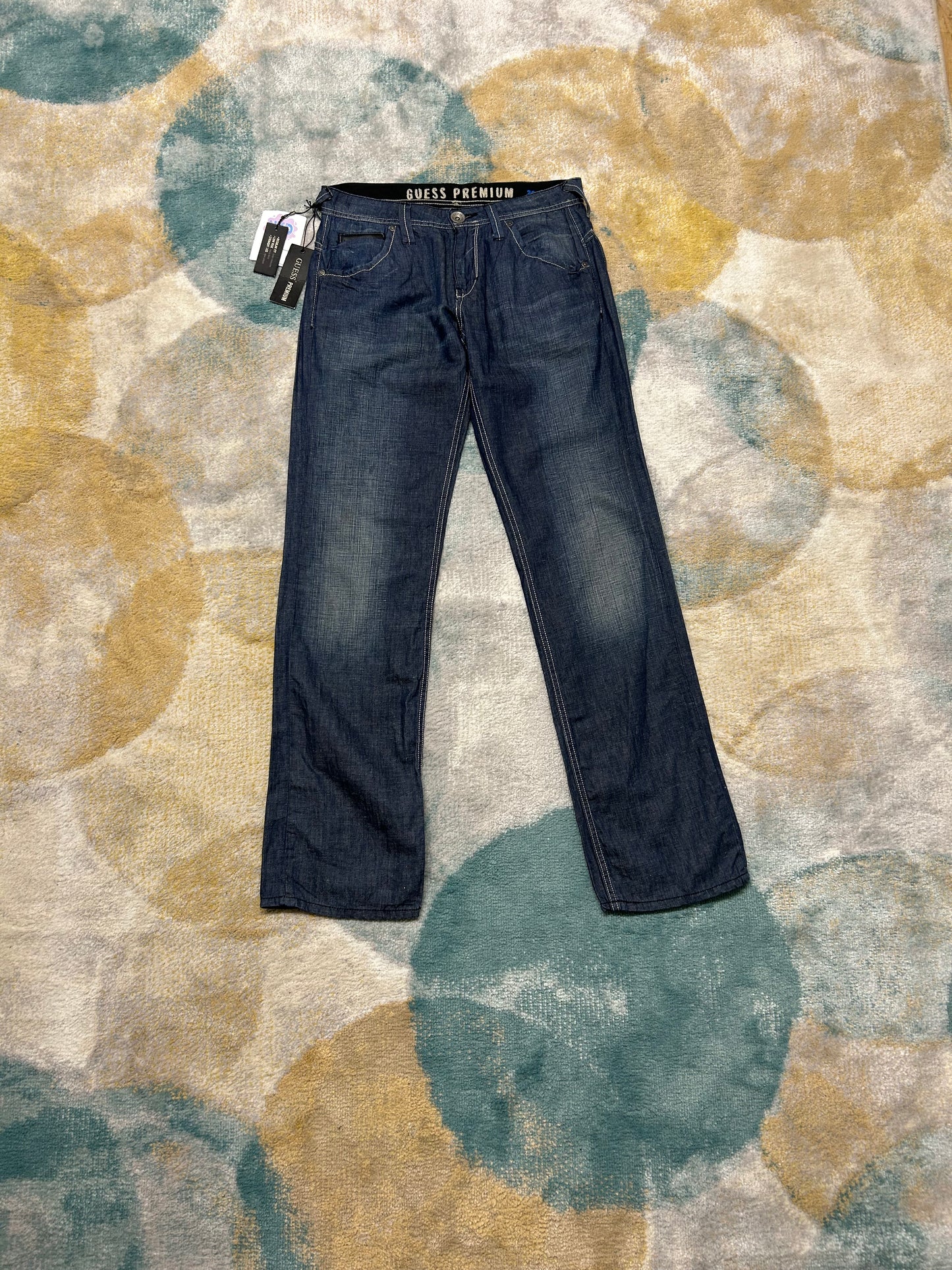 Guess premium deadstock lightweight jeans