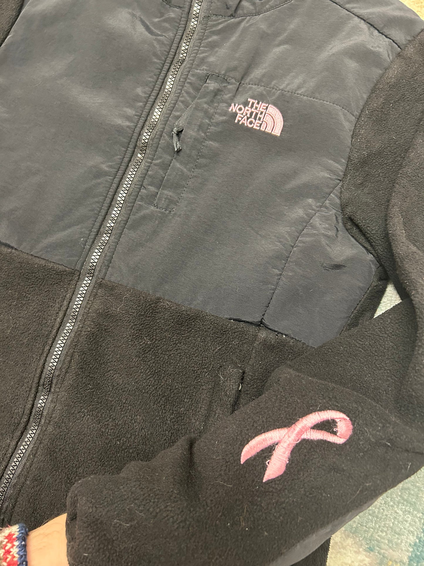 TheNorthFace Denali breast cancer awareness fleece