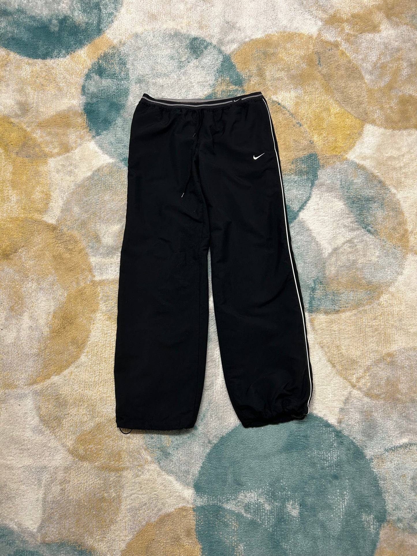 Nike black parachute pants