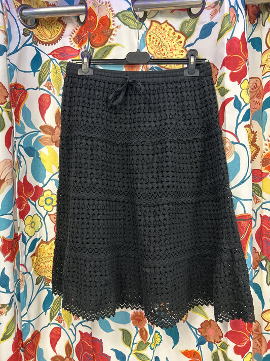 Y2k black skirt with mesh layer