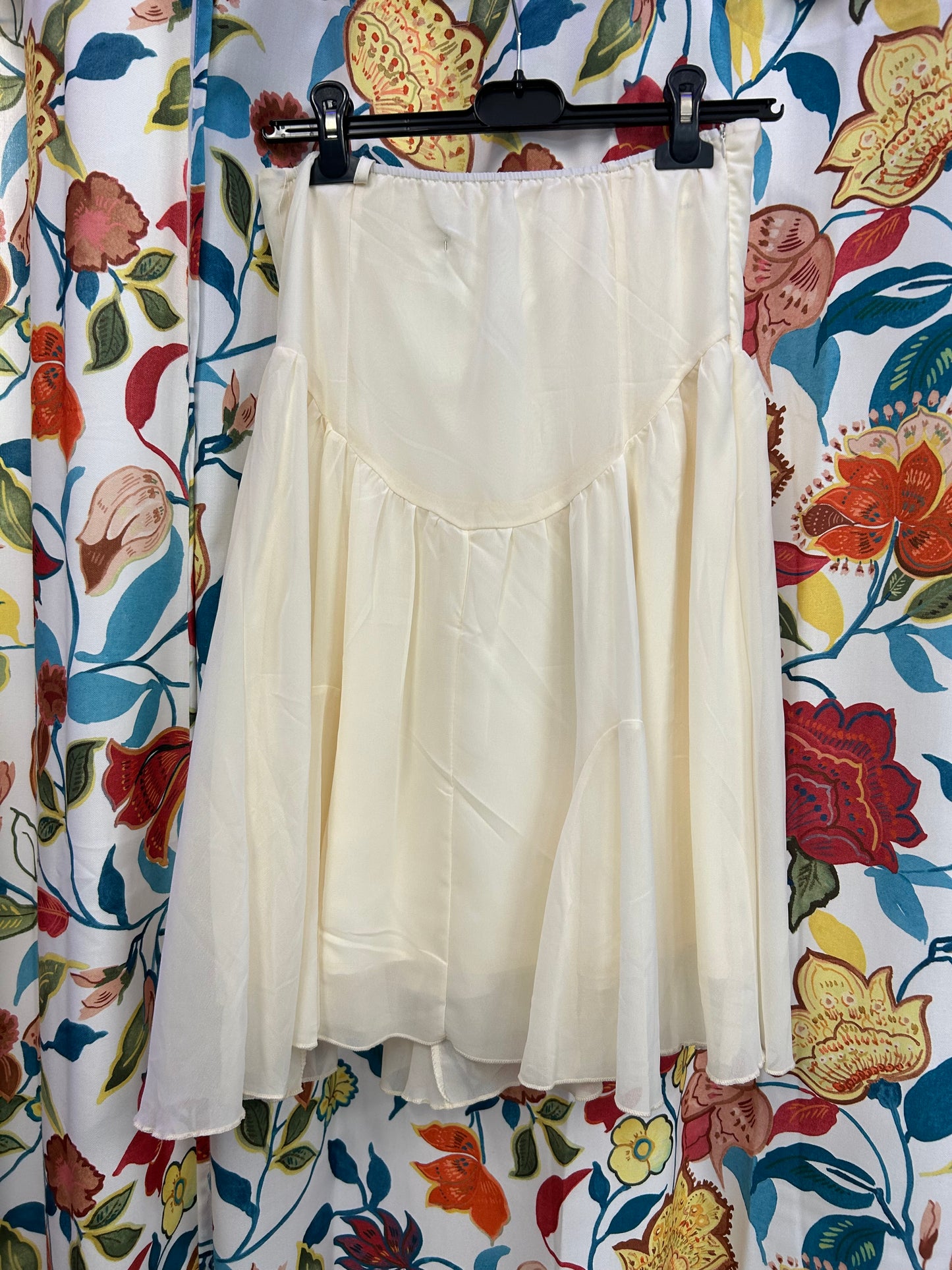 Y2k crem layered skirt