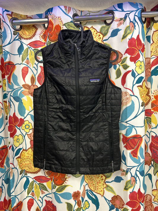 Patagonia black puffer vest