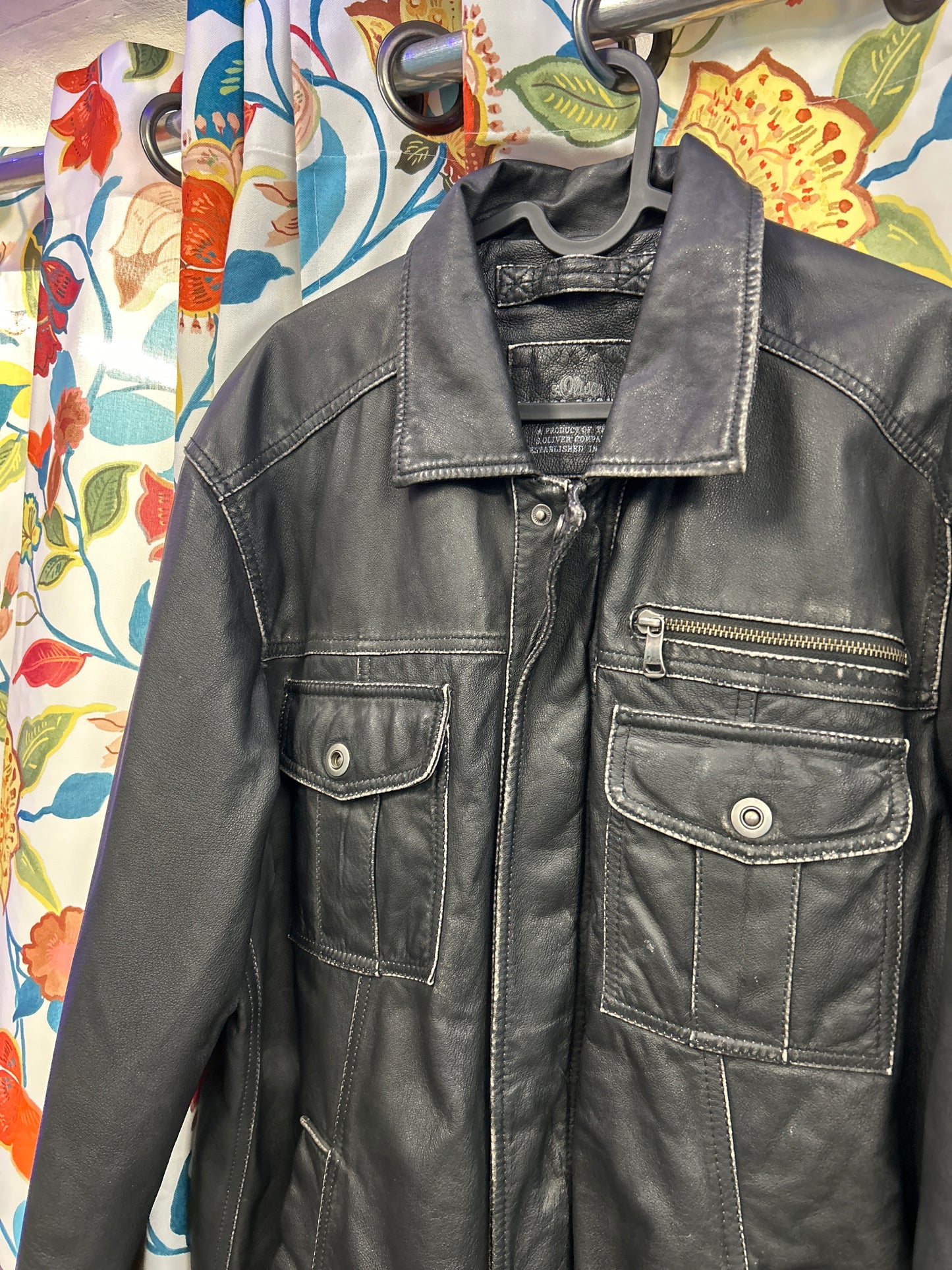 S. Oliver black 100% leather bomber jacket