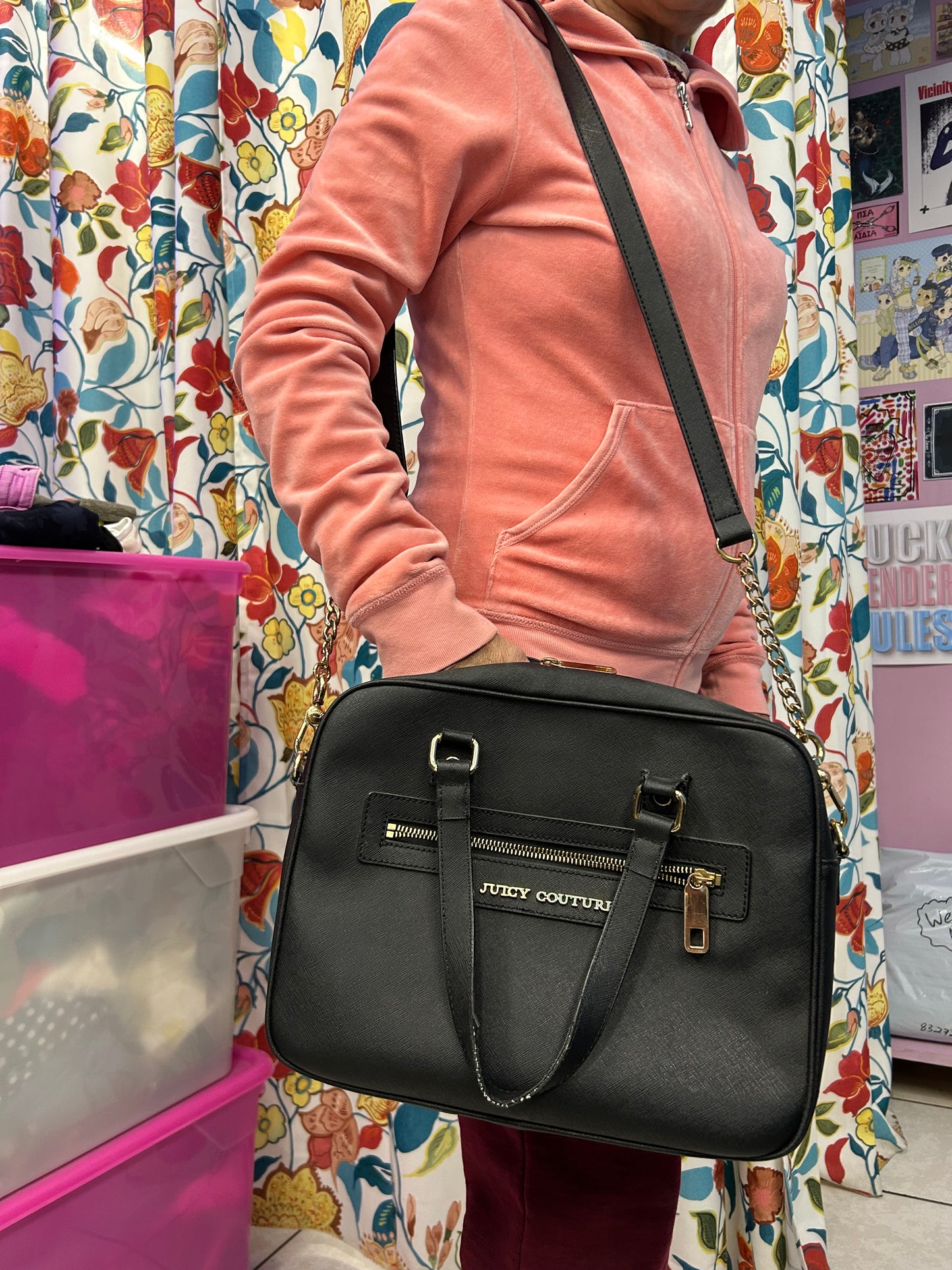 Juicy couture black shoulder back