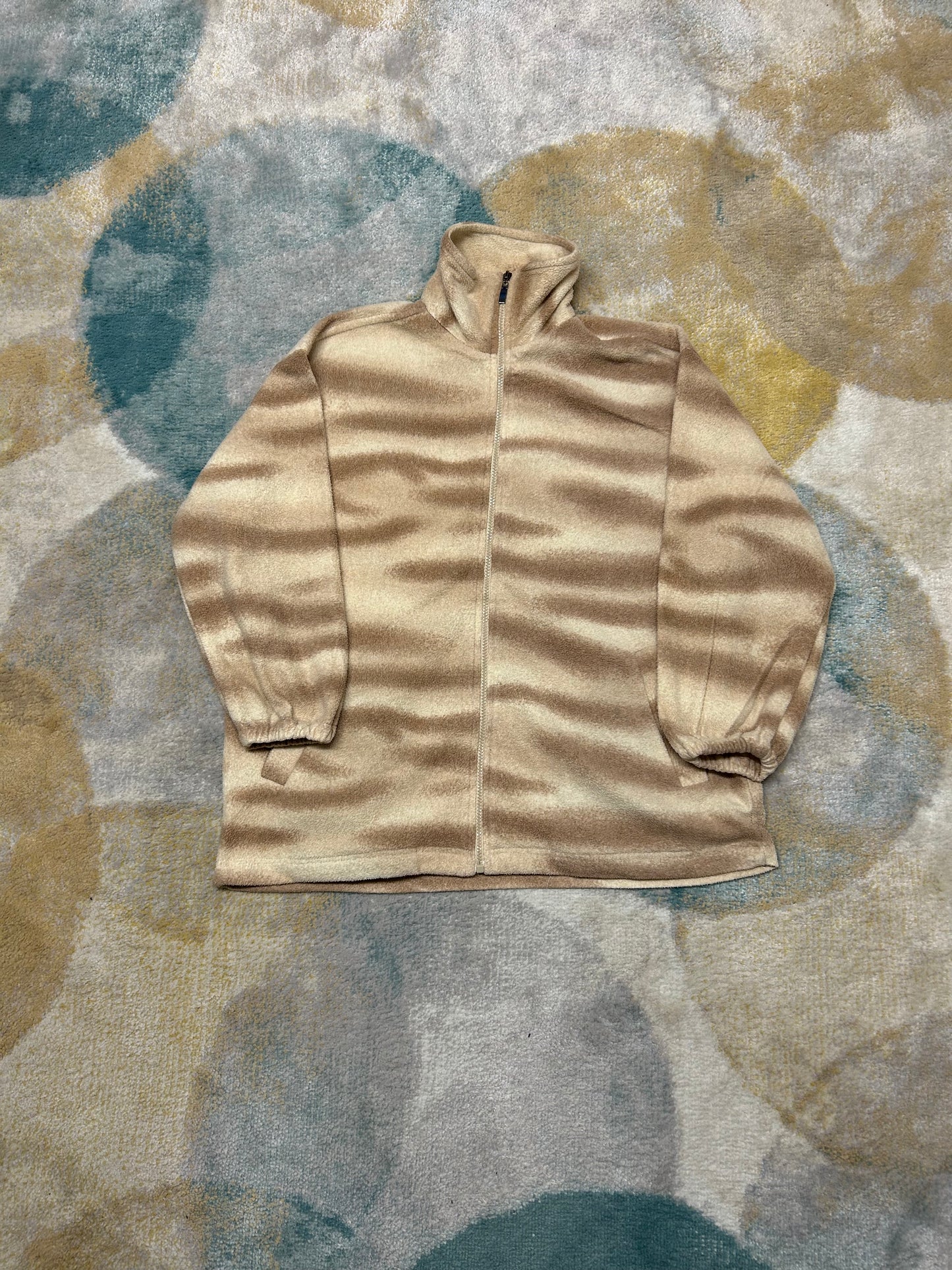 Retro beige patterned fleece jacket