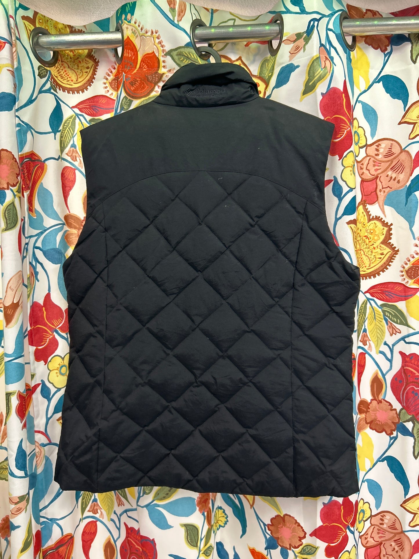 Columbia black puffer vest