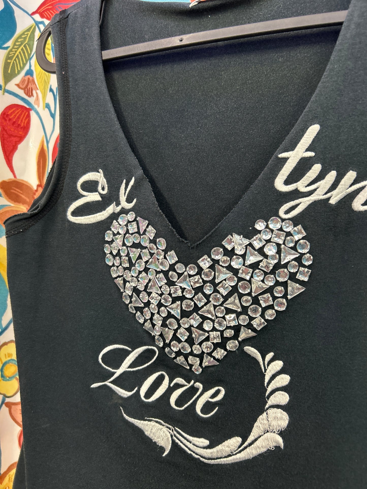 Y2k black rhinestone heart top