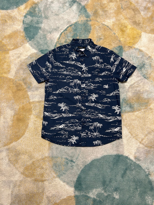 Black and White island pattern premium shirt