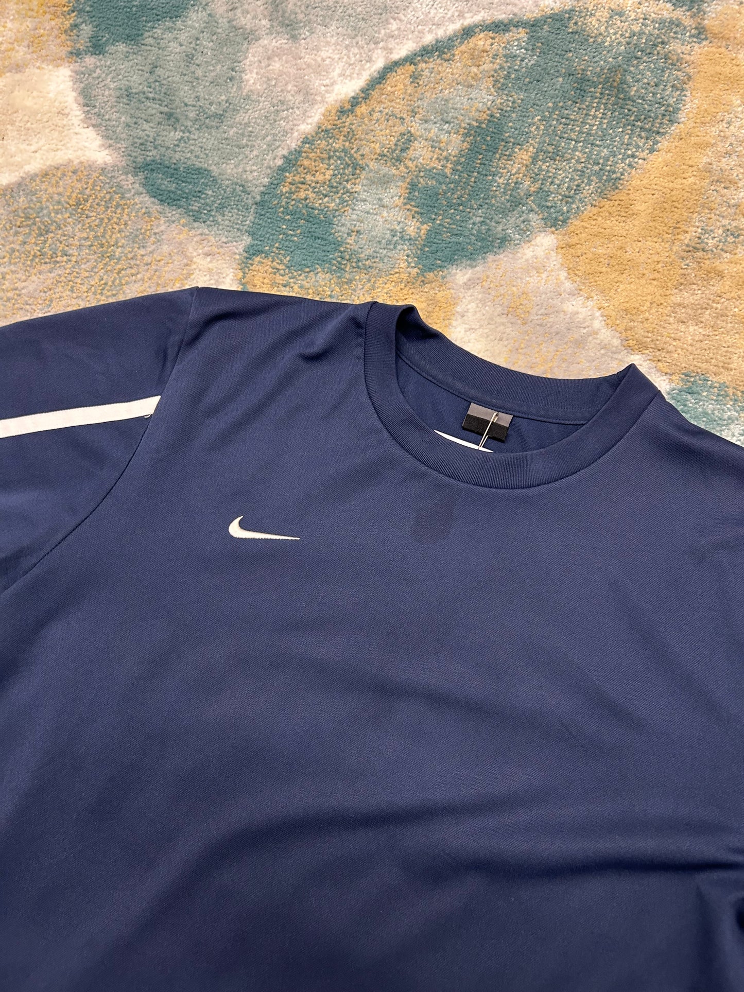Nike team 00's dark blue athletic t-shirt
