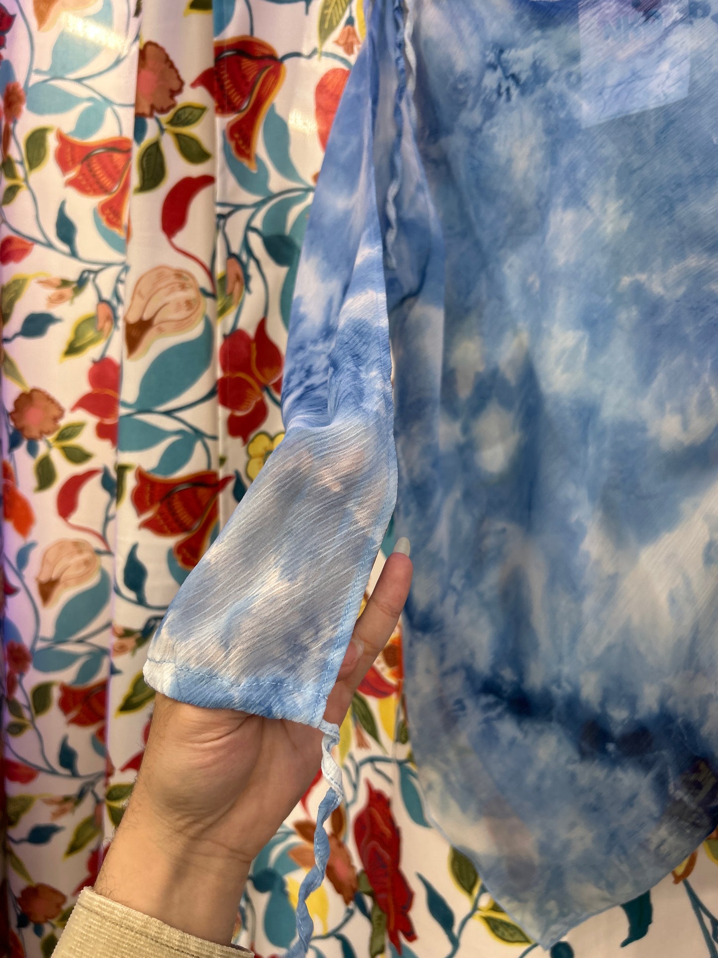 Y2k tally sky abstract top