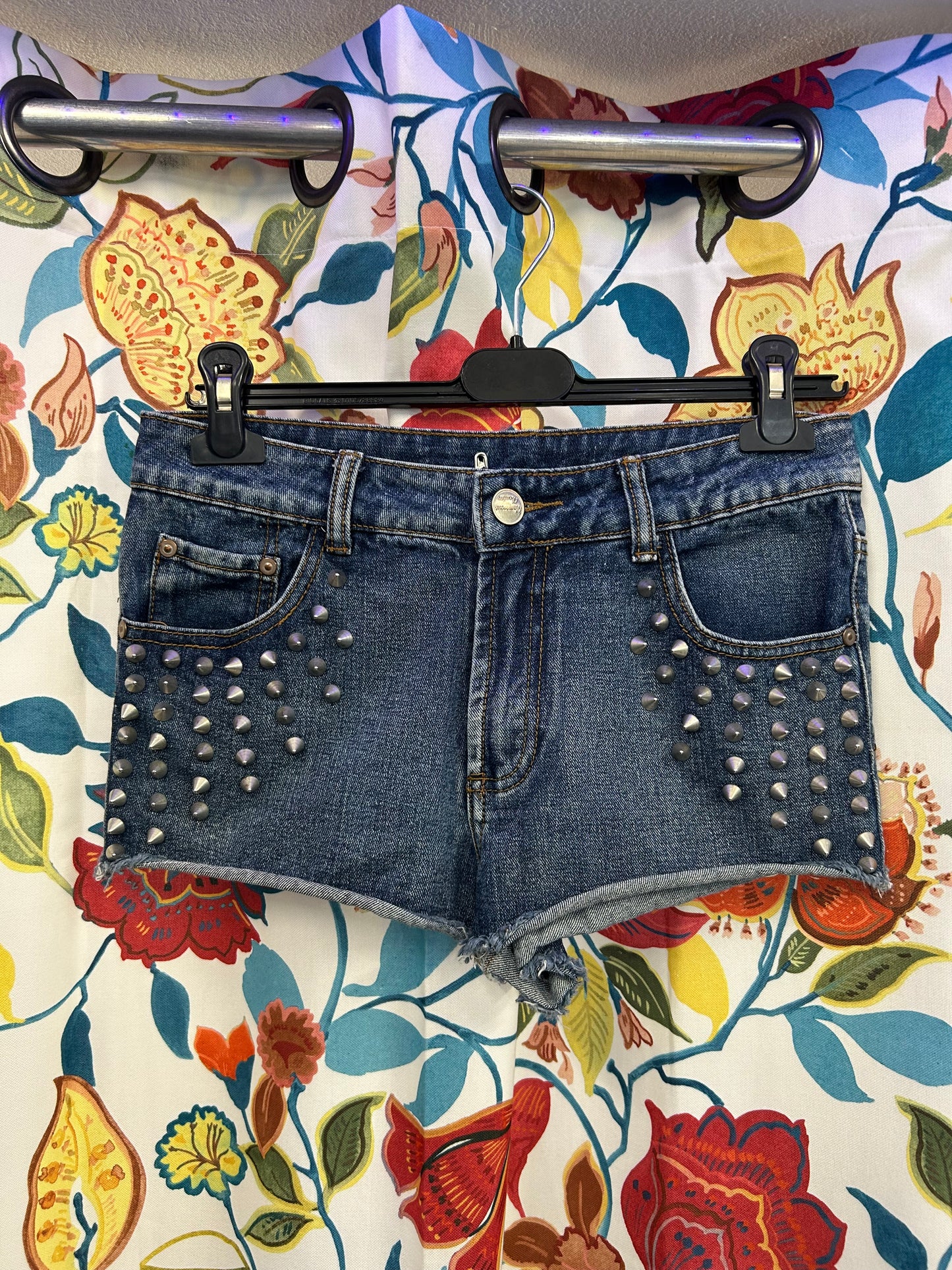Y2k punk metal pins denim shorts