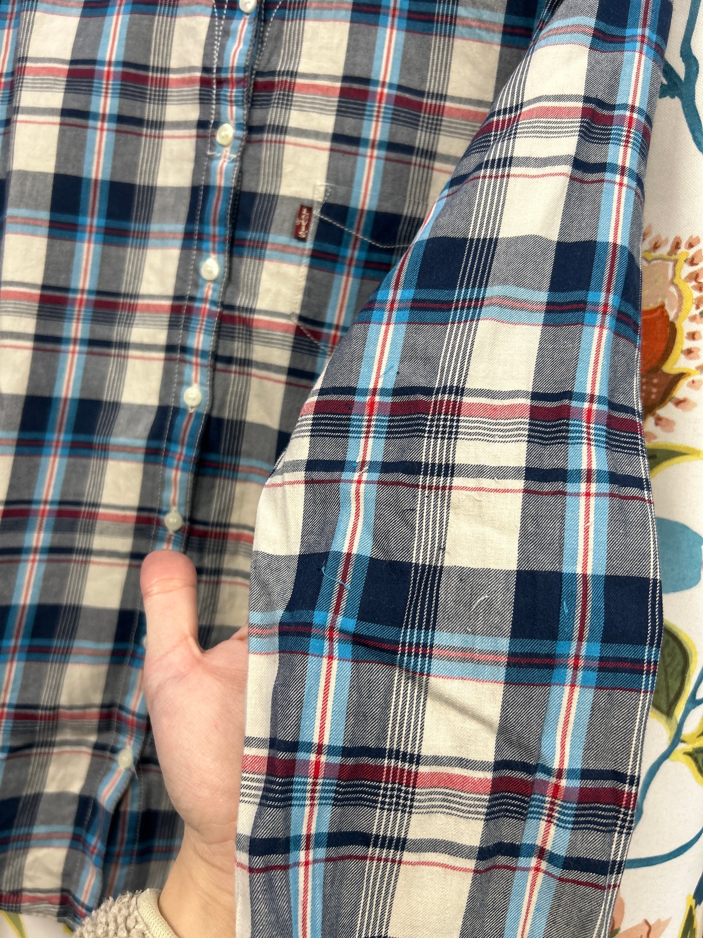 Levi's checkered long sleeve
