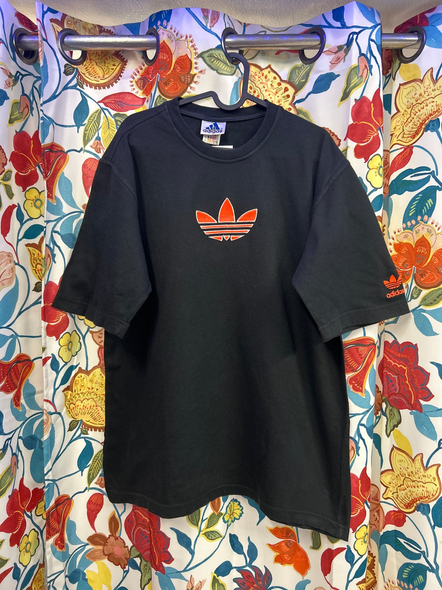 Adidas 00's black and orange vintage braided t-shirt