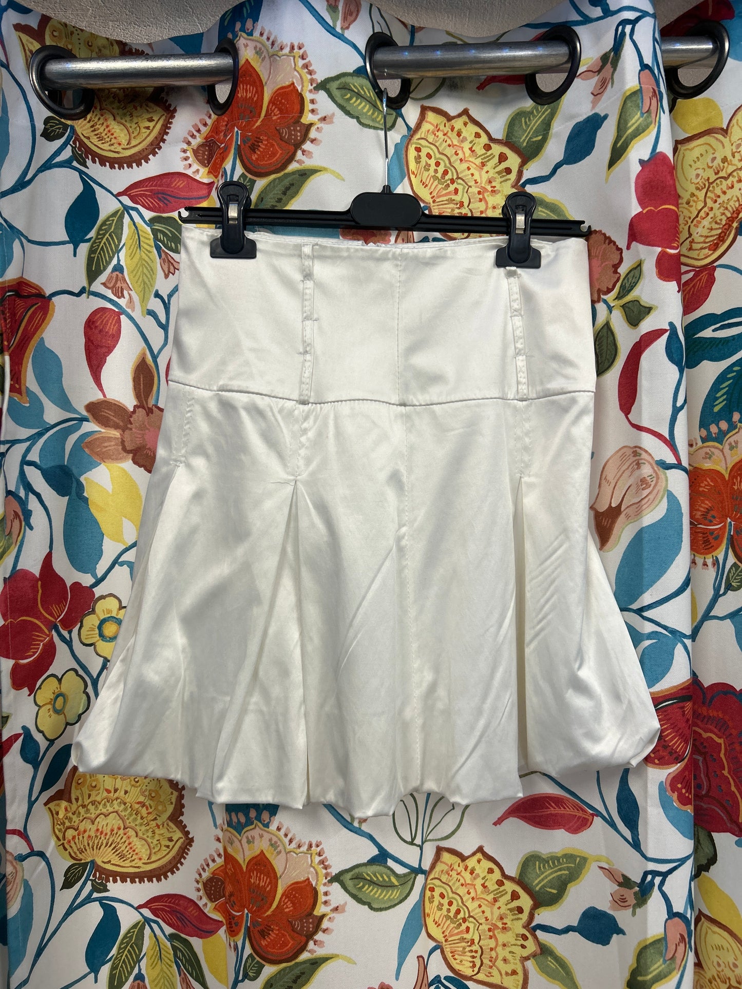 Y2K White skirt