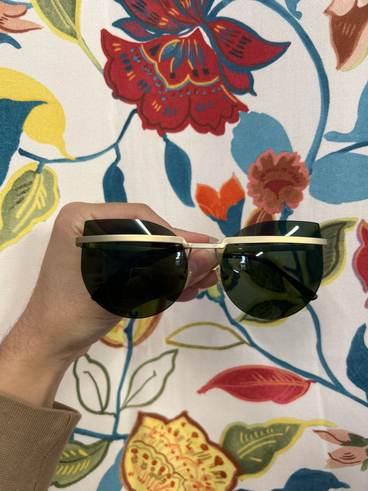 Futuristico Lightweight Gold Metal Glasses with Tinted Lenses