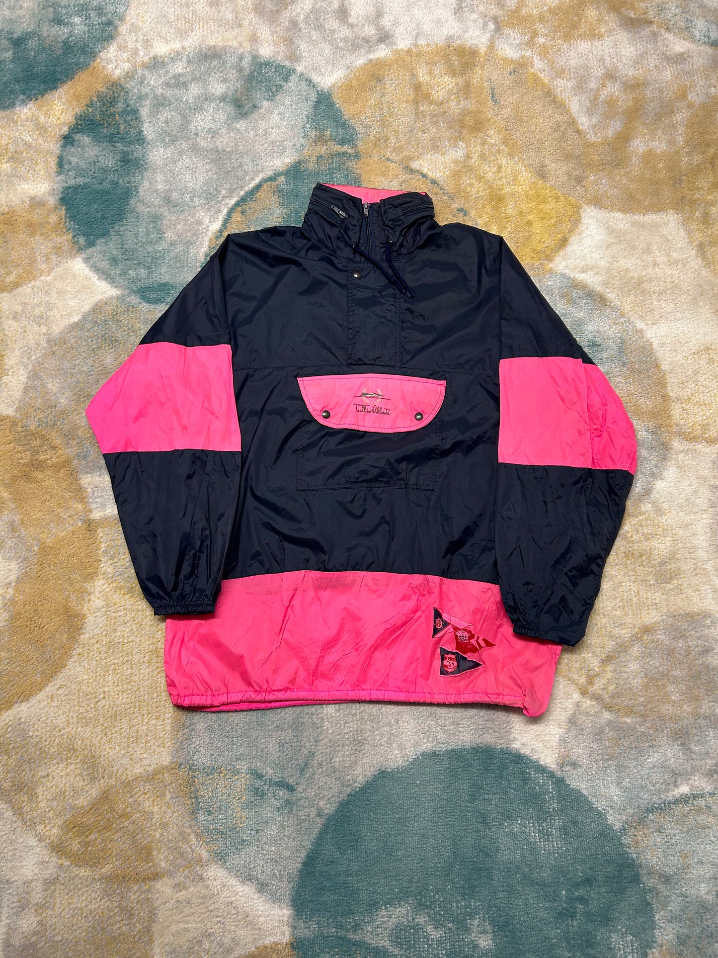 Dark blue and pink retro windbreaker