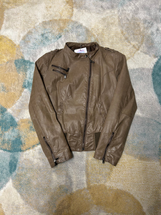 Brown 100% leather bomber jacket