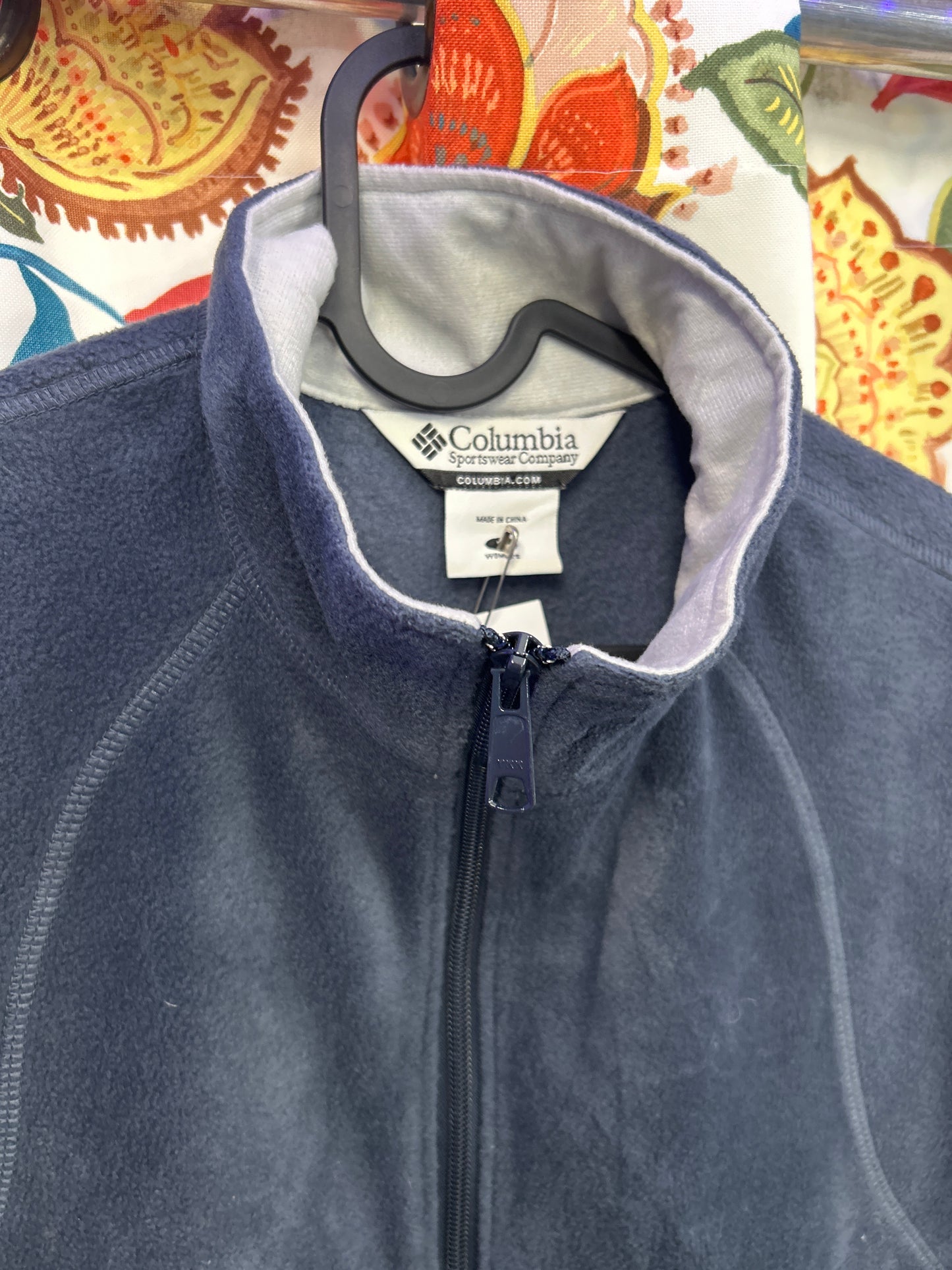 Columbia grey blue fleece vest