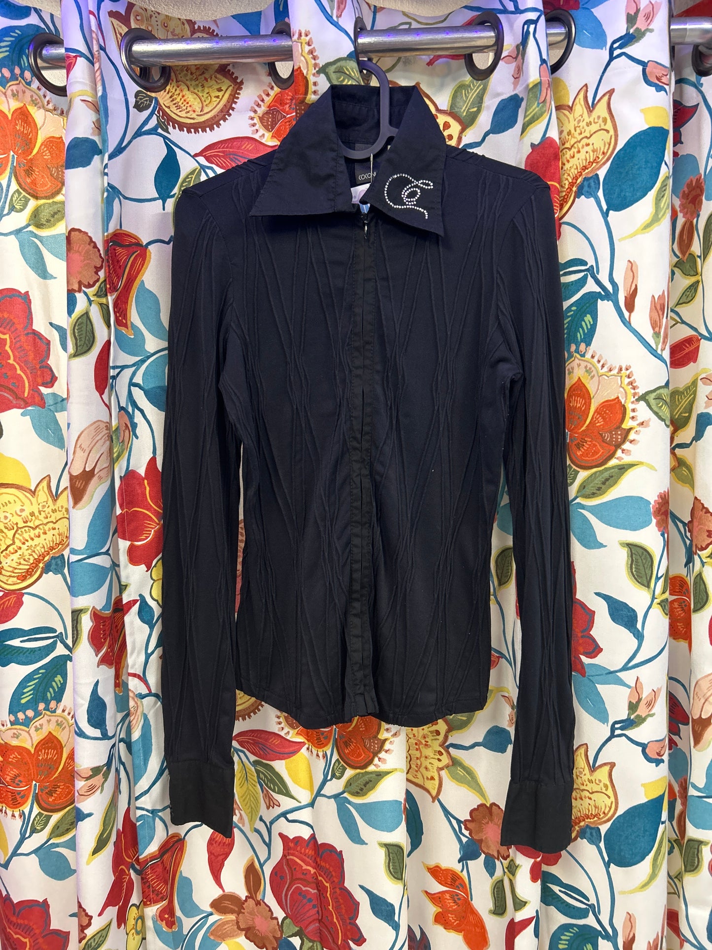 Y2k black ribbed elastic collar shirt