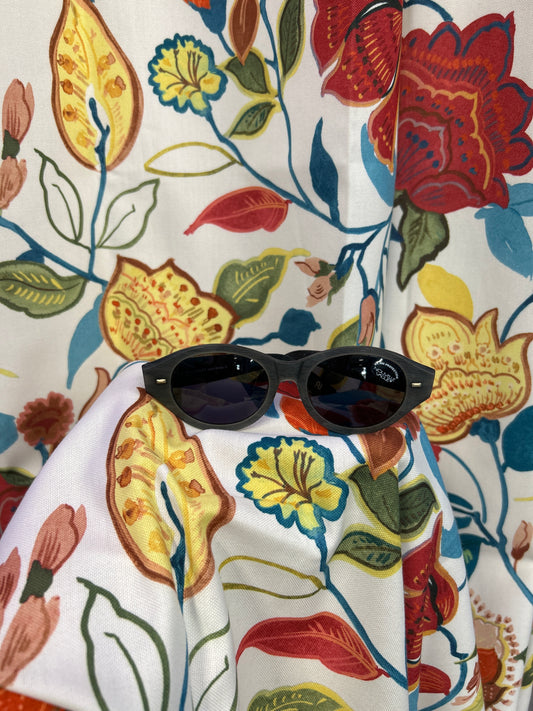 Grey uv 400 protection deadstock sunglasses