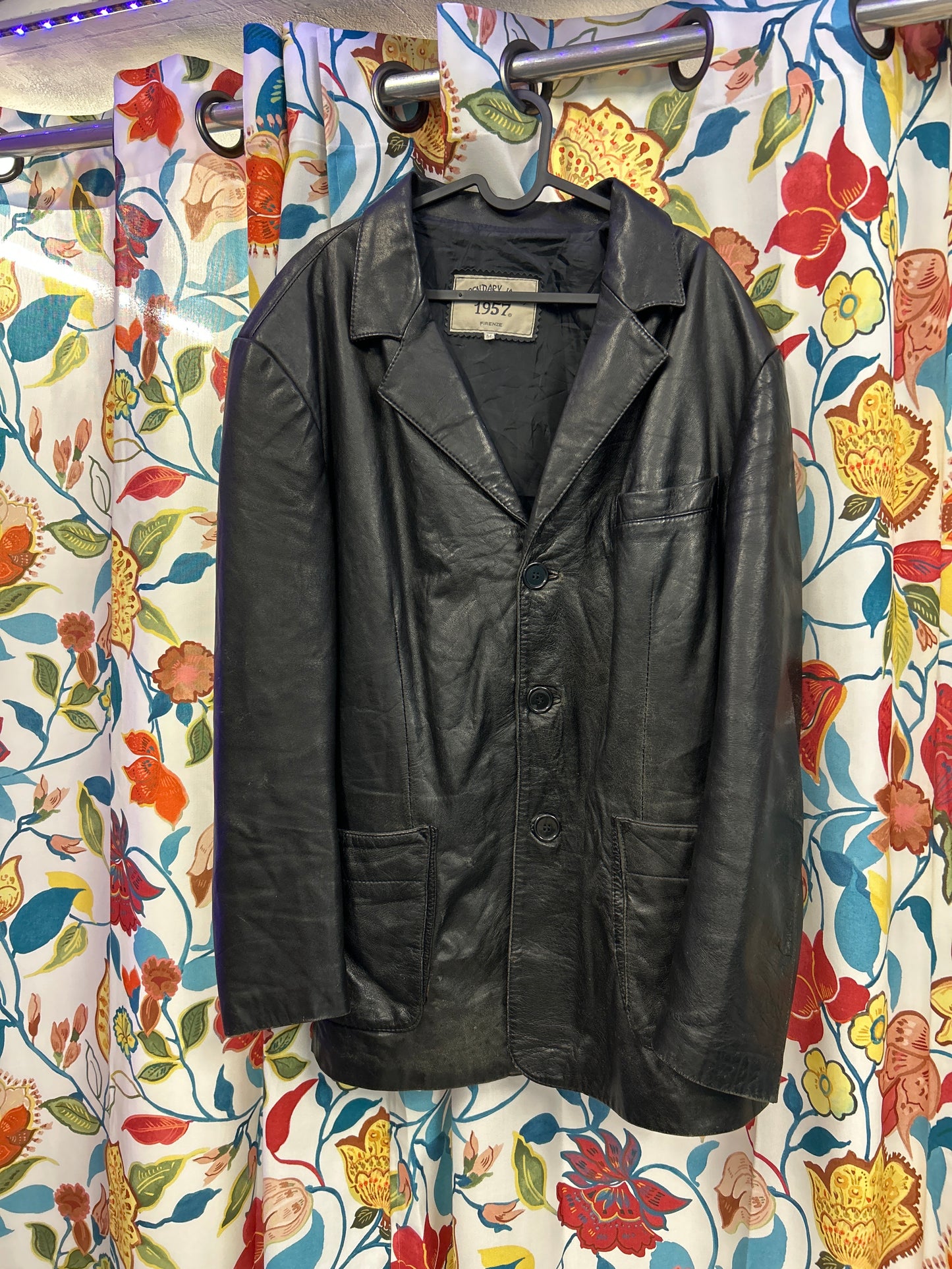 Black vintage 100% leather coat