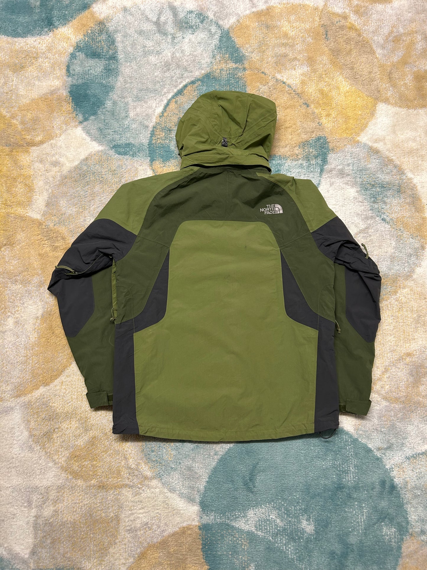 TheNorthFace forest green and grey waterproof windbreaker