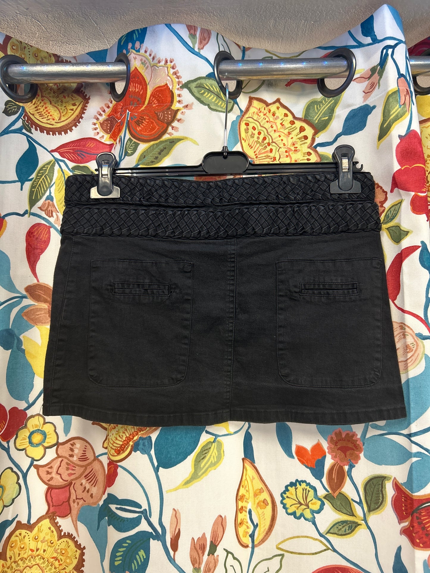 Y2K extyn black skirt