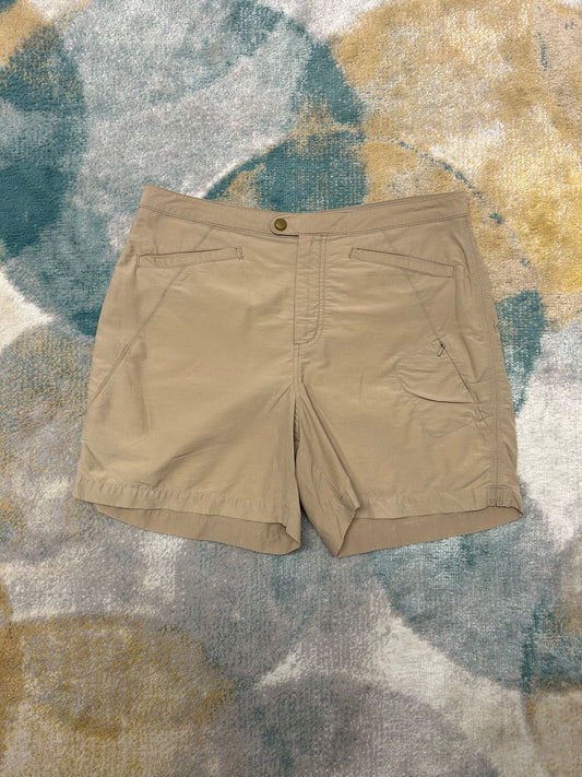 Columbia Beige short shorts