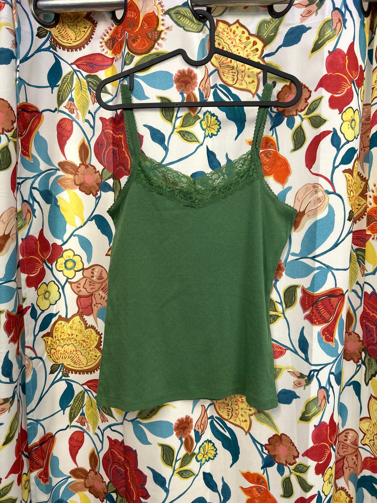 Y2k forest green top with lace