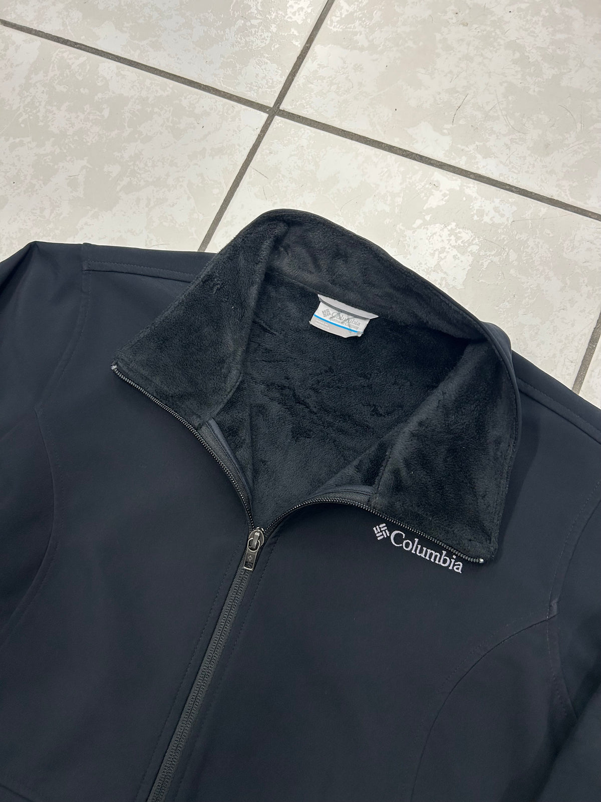 Columbia Black Jacket with Fluffy Interior